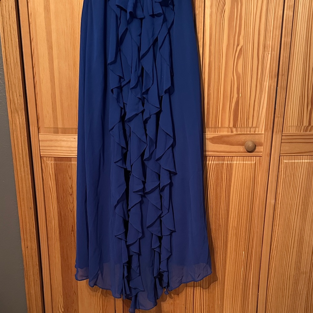 Elegant Blue Evening Gown - Picture 6 of 7